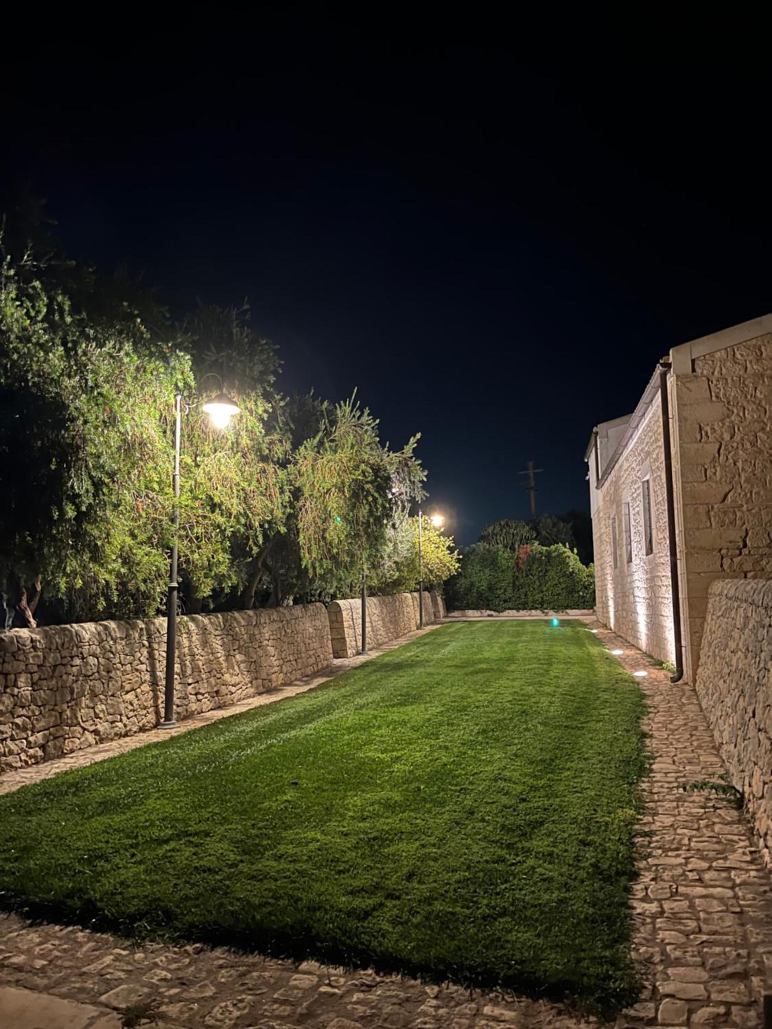Agriturismobugilfezza Di Tgesd Modica Buitenkant foto