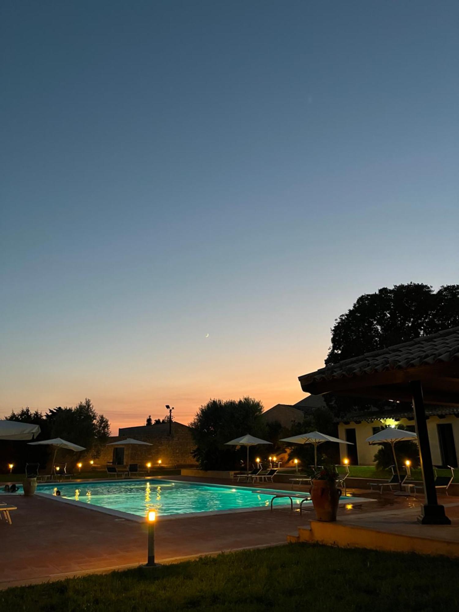 Agriturismobugilfezza Di Tgesd Modica Buitenkant foto